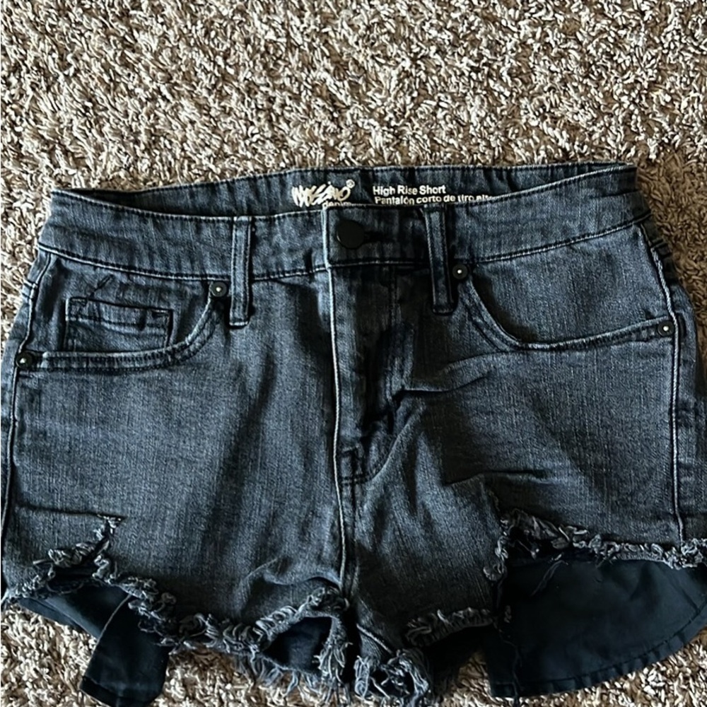 Mossimo black denim distressed high rise shorts size 6